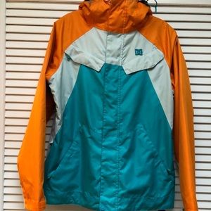 DC women’s ski/snowboard jacket / shell, sz M